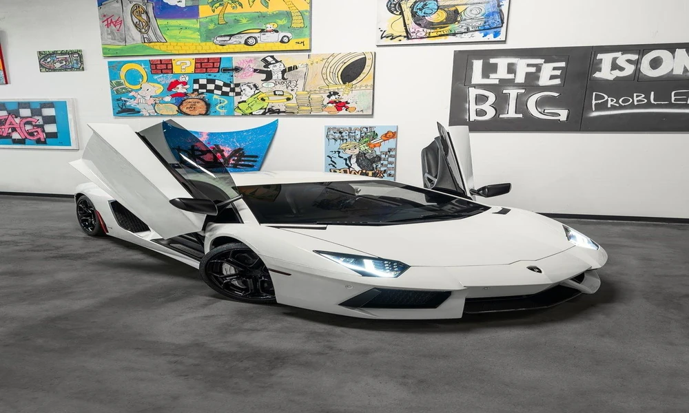 Top Luxury Cars to Watch This Year